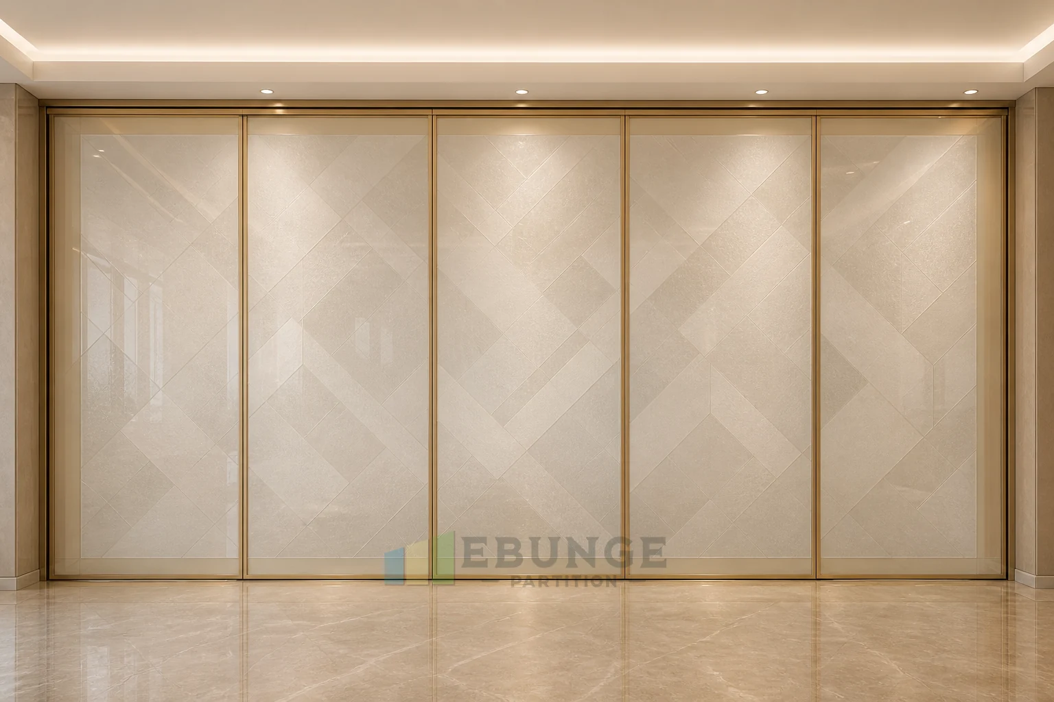 Cómo planificar una pared de vidrio móvil para una sala de juntas ejecutiva — concepto explicativo de pared de vidrio móvil EBUNGE para aplicación interior alternativa